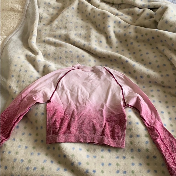 Gymshark Ombre Seamless Crop Top - Chalk Pink/Beet - Picture 4 of 7